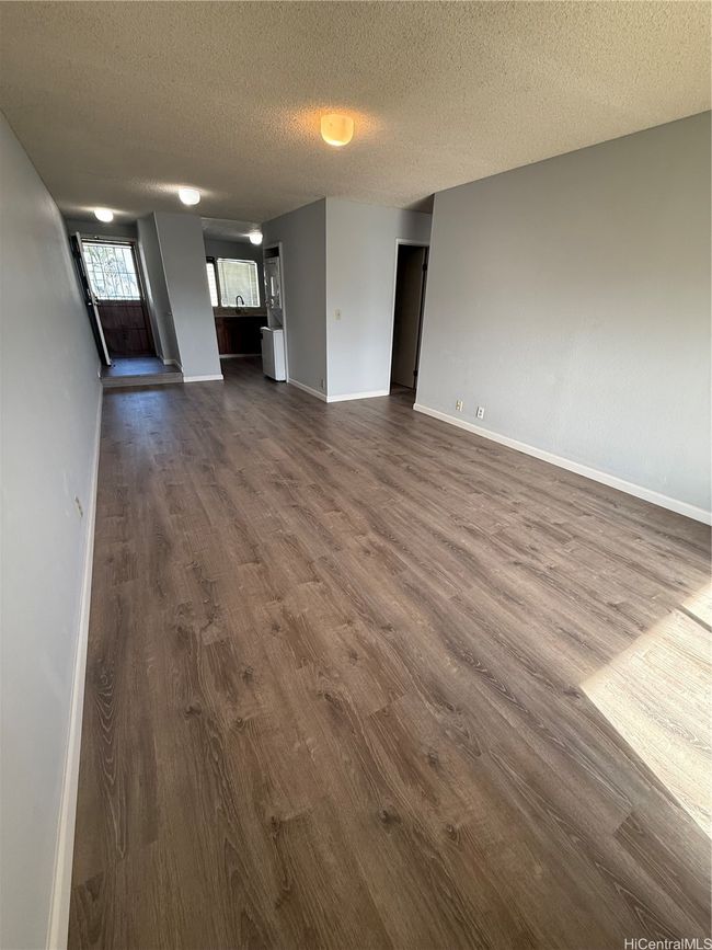 APT-318 - 98-630 Moanalua Loop, House other with 2 bedrooms, 1 bathrooms and 2 parking in Aiea HI | Image 11