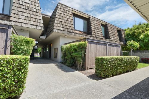 1301 W Lodi Ave, Lodi, CA, 95242-3055 | Card Image