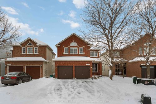 {{alt}} | Card Image