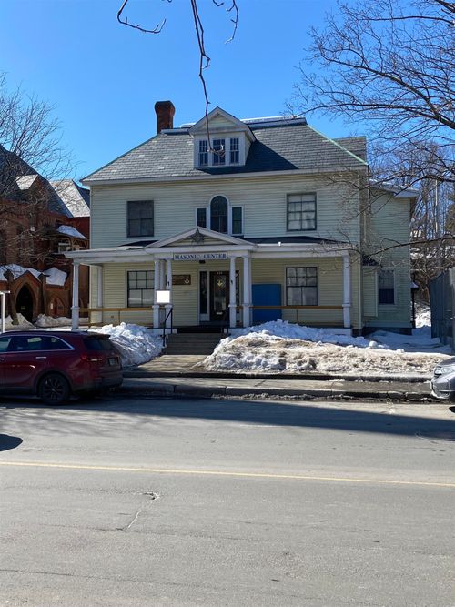 196 Main St, Brattleboro, VT, 05301-2837 | Card Image