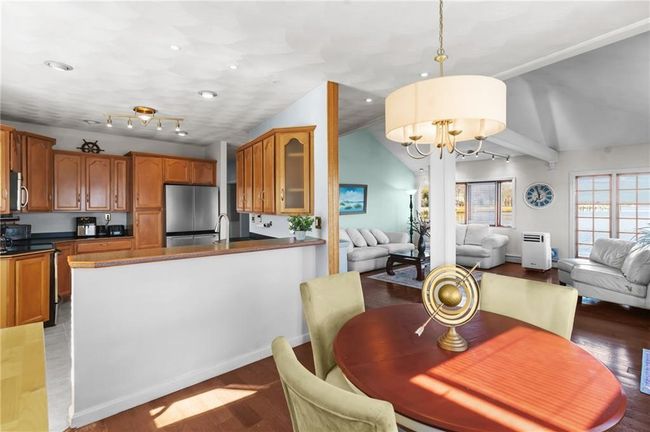 99 Smith St, House other with 2 bedrooms, 2 bathrooms and 2 parking in Bristol RI | Image 33