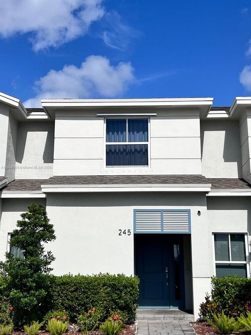 245 Ne 3rd Ct, Florida City, FL, 33034-2278 | Card Image