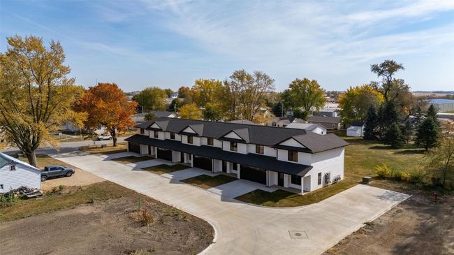 103 Alliance Drive, Condo with 3 bedrooms, 3 bathrooms and null parking in Tipton IA | Image 28