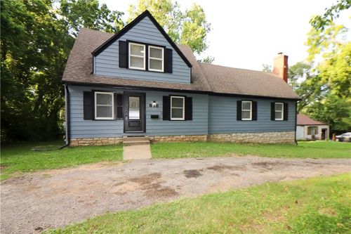 818 W 30th Street, Independence, MO, 64055 | Card Image