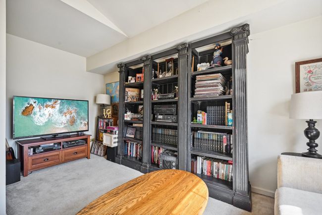 1024 Center Dr, Townhouse with 2 bedrooms, 2 bathrooms and 2 parking in MARENGO IL | Image 25