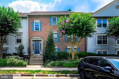 apt-302-12101 Greenwood Ct, FAIRFAX, VA, 22033-2540 | Card Image