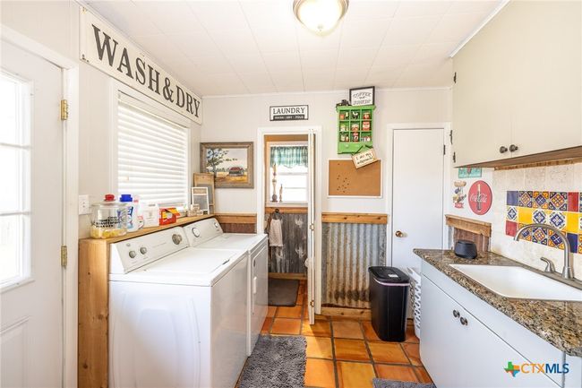 1413 Summit Dr, House other with 3 bedrooms, 3 bathrooms and null parking in Gonzales TX | Image 10