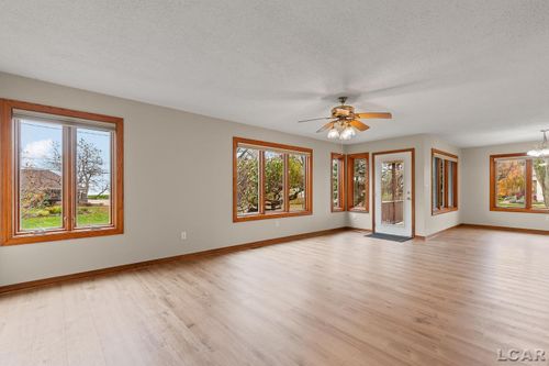 12301 Lakeshore Dr, La Salle, MI, 48145-9528 | Card Image