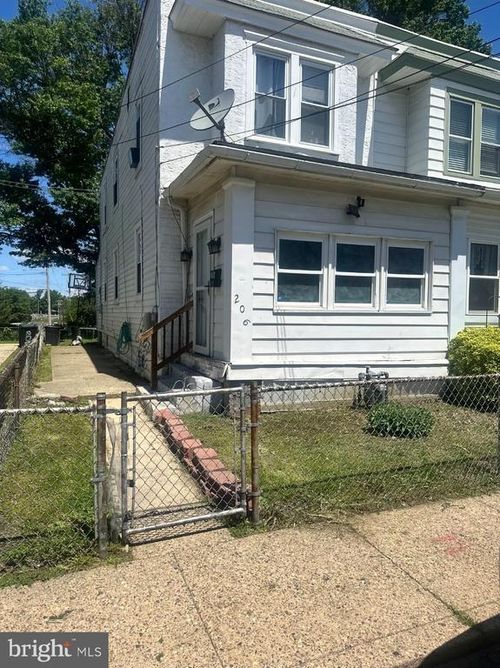 206 Harvey Ave, LINWOOD, PA, 19061-4320 | Card Image