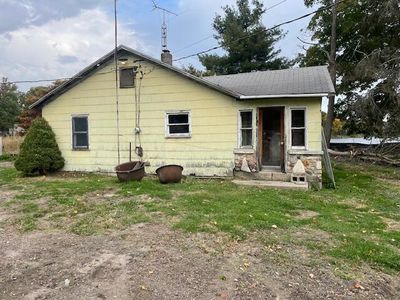 12130 M 60, House other with 2 bedrooms, 1 bathrooms and null parking in Jones MI | Image 2