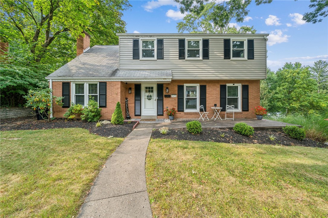 Forest Rd, Bethel Park, PA 15102