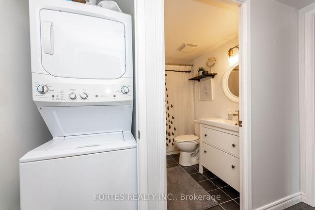 1101 - 9 Michael Power Pl, Condo with 2 bedrooms, 2 bathrooms and null parking in Etobicoke ON | Image 17