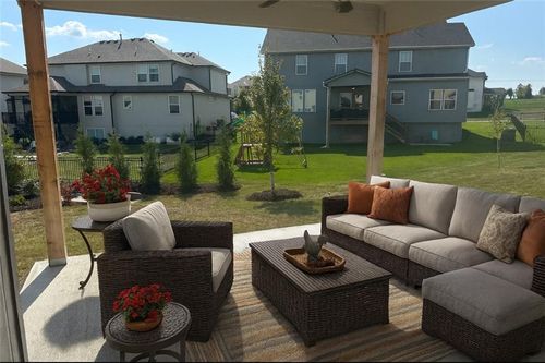 24207 W 58th Pl, Shawnee, KS, 66226-2215 | Card Image