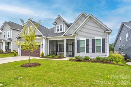 471 Lucky Dr Nw, Concord, NC, 28027-5655 | Card Image