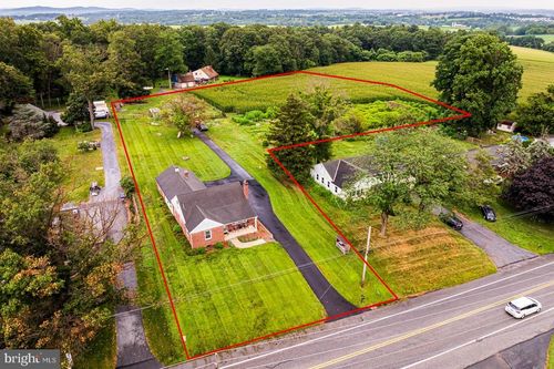 1159 Lebanon Rd, MANHEIM, PA, 17545-8785 | Card Image