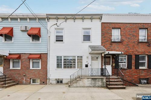 63 Garrison Street, Newark, NJ, 07105 | Card Image