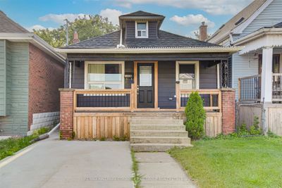 148 Crosthwaite Ave N, House other with 3 bedrooms, 2 bathrooms and 1 parking in Hamilton ON | Image 1