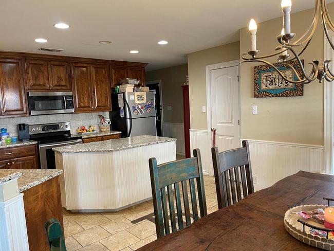 411 Labadie St, House other with 2 bedrooms, 3 bathrooms and 2 parking in Sterling City TX | Image 4