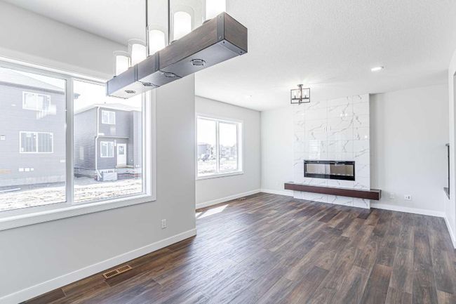 68 Corner Glen Road Ne, Home with 4 bedrooms, 3 bathrooms and 2 parking in Calgary AB | Image 12