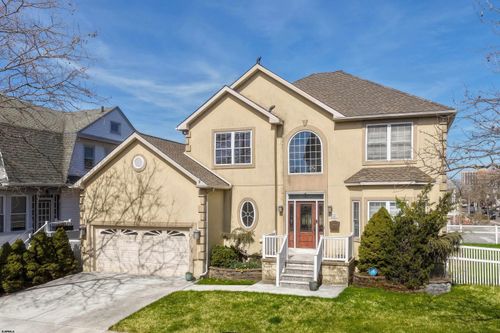 4501 Ventnor Ave, Atlantic City, NJ, 08401 | Card Image