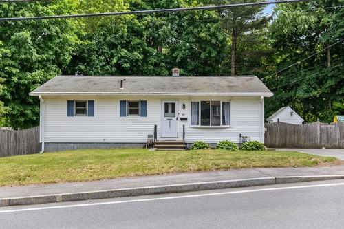 447 Shawsheen St, Tewksbury, MA, 01876-3249 | Card Image