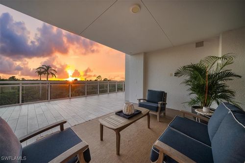 unit-301-13915 Old Coast Rd, NAPLES, FL, 34110-8716 | Card Image