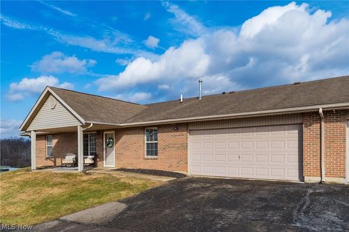 2660 Orchard Park, Zanesville, OH, 43701-7046 | Card Image