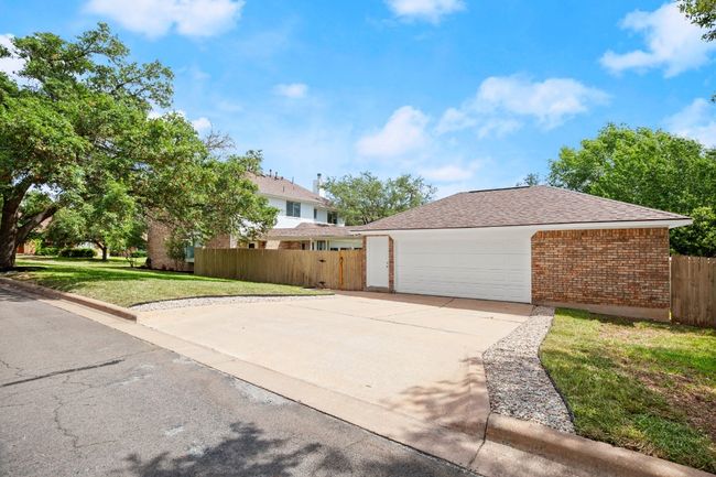 6115 Rickerhill Ln, House other with 5 bedrooms, 4 bathrooms and 4 parking in Austin TX | Image 38