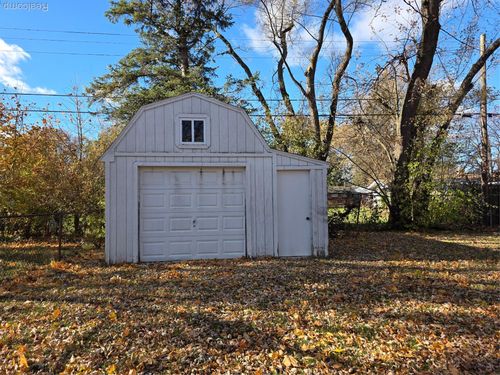 4424 Cheyenne Ave, Flint, MI, 48507-2824 | Card Image