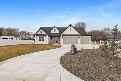 17115 N Hess Pl, Nampa, ID, 83687-5592 | Card Image