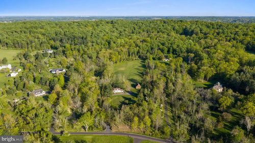 324 Thompson Mill Rd, NEWTOWN, PA, 18940 | Card Image