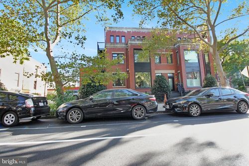 a-1555 9th St Nw, WASHINGTON, DC, 20001-3245 | Card Image