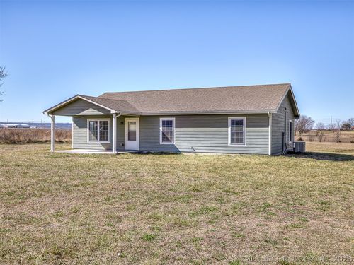 5750 S Gus Rd, Chelsea, OK, 74016-2099 | Card Image