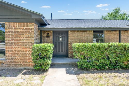 2201 Se 22nd Ave, Mineral Wells, TX, 76067-7603 | Card Image