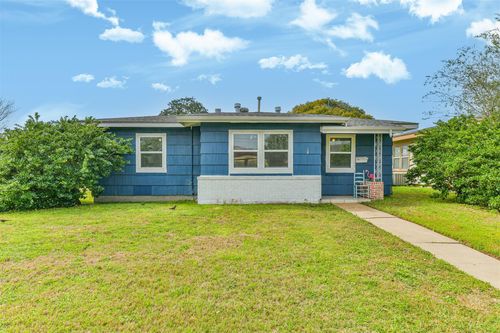 7 Gulf Ln, Galveston, TX, 77550-3212 | Card Image