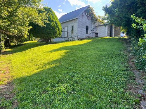 213 S Cedar St, Marengo, IN, 47140-3186 | Card Image