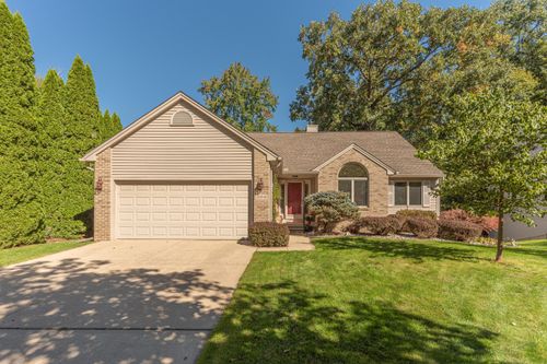388 Rosebud Ln, Saline, MI, 48176-1662 | Card Image