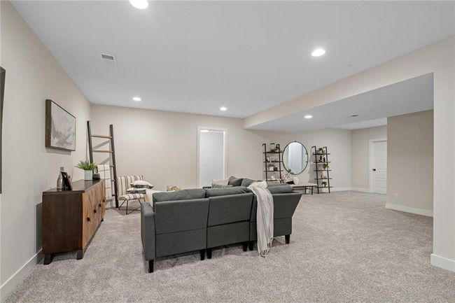 9069 Shady Bend Rd, House other with 5 bedrooms, 3 bathrooms and null parking in Lenexa KS | Image 35