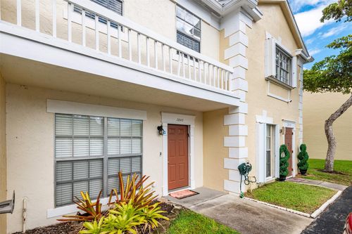 2849 Belmont Ln, Hollywood, FL, 33026-3740 | Card Image