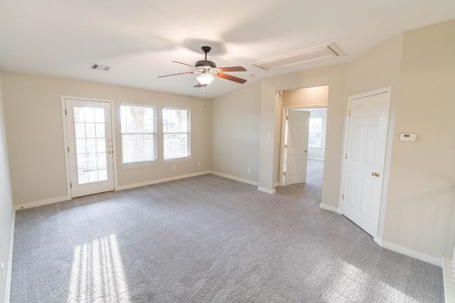 10920 Quarry Oaks Trl, House other with 5 bedrooms, 4 bathrooms and 2 parking in Austin TX | Image 18