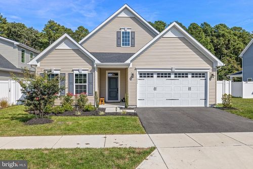 211 Pathfinder Cir, GRASONVILLE, MD, 21638-1437 | Card Image