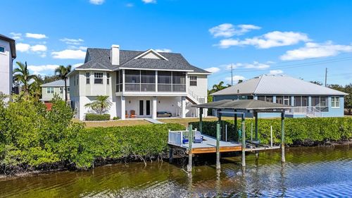 404 Inlet Rd, Ruskin, FL, 33570-4901 | Card Image
