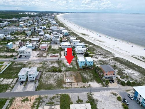 118 S 41st St, Mexico Beach, FL, 32456-0256 | Card Image