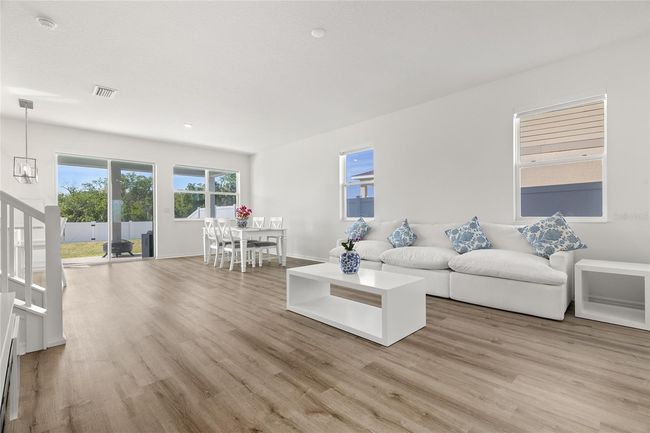 9104 Sandy Bluffs Cir, House other with 4 bedrooms, 3 bathrooms and null parking in PARRISH FL | Image 15