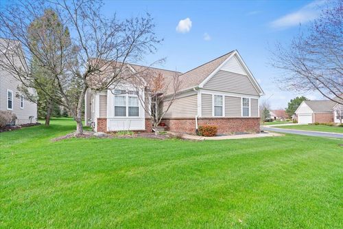 3168 Mackenzie Dr, Howell, MI, 48843-8050 | Card Image