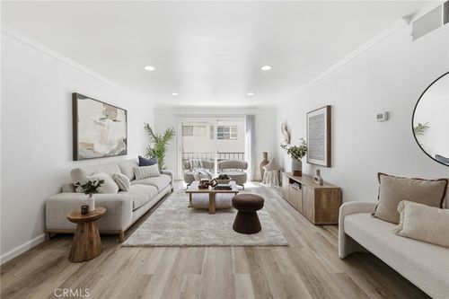 212-5257 Radford Ave, Valley Village, CA, 91607-4128 | Card Image