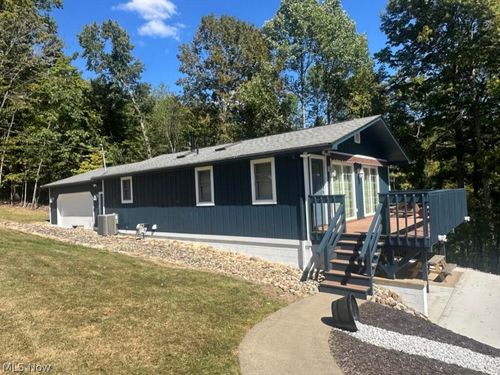 5 Latonka Trl, Malvern, OH, 44644-9646 | Card Image