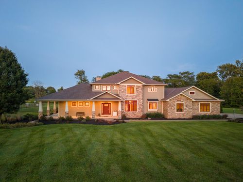 2844 Barnes Rd, Centerburg, OH, 43011-3502 | Card Image