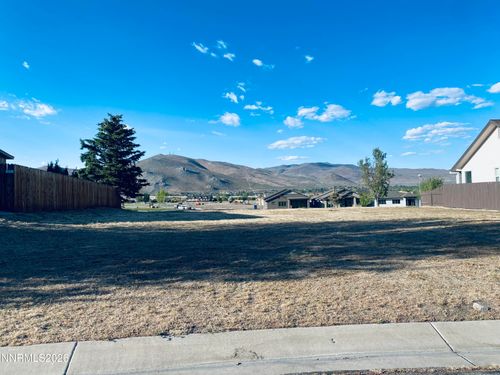 1552 Robb Dr, Carson City, NV, 89703-3670 | Card Image