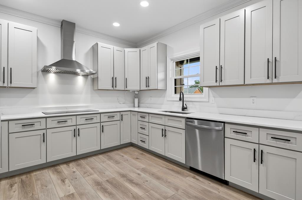 Residential in Glade Spring 4